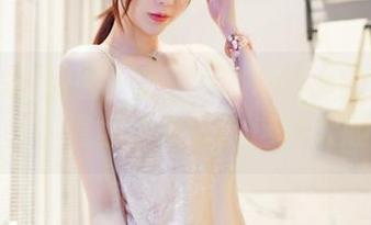 Feilin嗲囡囡 – 芷儿Momoko的少女合集，不信你也来试试这种大胆？