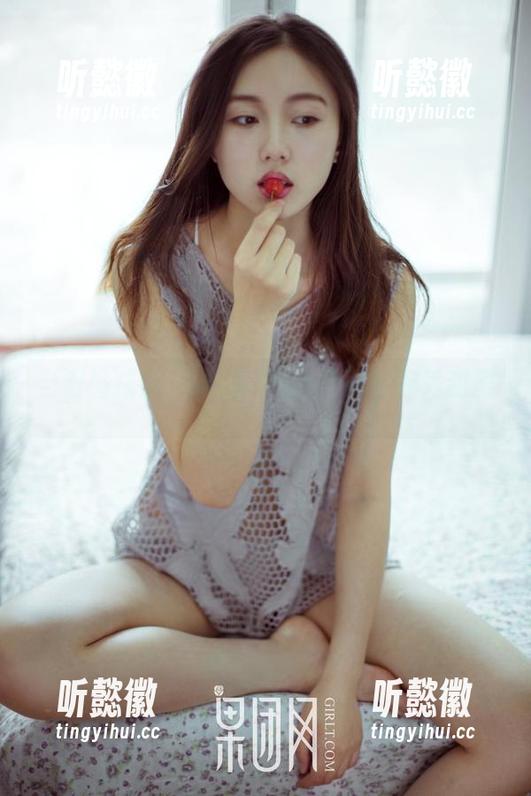 GIRLT果团网 当蜜桃成熟,果团网在线写真带你秀甜蜜。