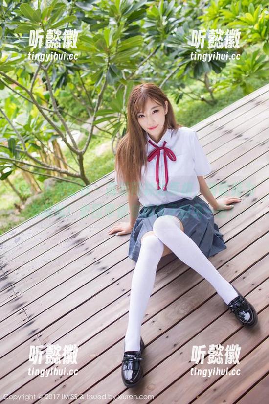 IMiss爱蜜社 - 高清网袜的真相，黄歆苑为你揭秘！套图带你穿越袜子的另一面！