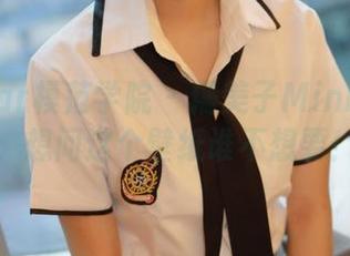 MFStar模范学院 – 糯美子Mini的眼镜，想问这个壁纸谁不想要！