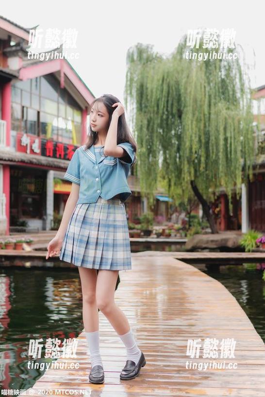 MTYH喵糖映画 喵糖映画资源库:这蓝色毛衣,让我一秒钟想到了...咖啡?