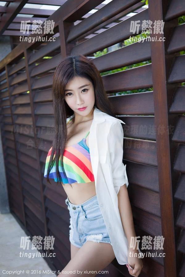 MiStar魅妍社 - Olivia童安琪的连体衣合集：时尚的好奇心，随时待命。