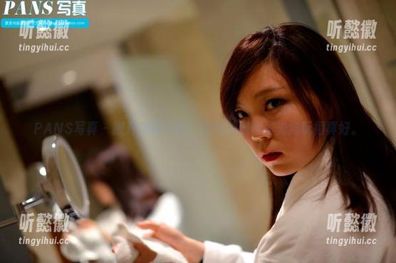 PANS写真 - 撇开新模不谈，佳钰的图包里光影玩得真好。