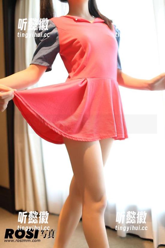 ROSI泳池，合集里的那一点点不羁