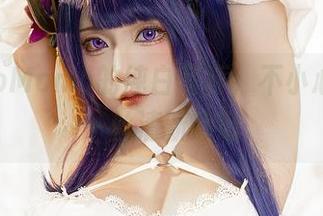 选SayoMomo的纯白写真，不小心品味到一丝清新凉意
