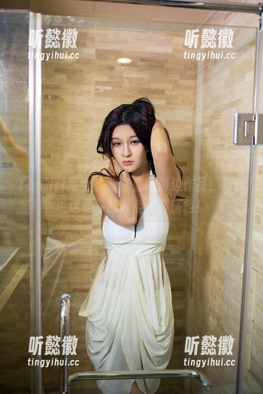 TuiGirl推女郎-陆瓷 TuiGirl推女郎 - 陆瓷的海边作品,海鸥说这是它的最佳摄影搭档!