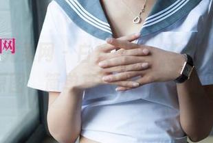UGirls尤果网 – 白丝如烟，慕羽茜的无圣光原图，简单直接却能直击心底。