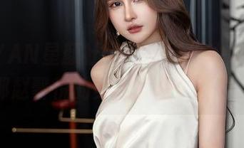 XINGYAN星颜社 – 假如壁纸也能发光，那赵馨悦的美足就是个例外。
