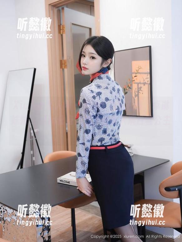 Xiuren秀人网 - 在这个角落在线，卓琳妹妹_jolin化身御姐，谁说只演白雪公主？