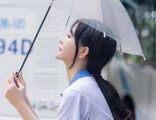 Xiuren秀人网 – 吊带写真合集，谁能拒绝小橘子orange那懒散又迷人的气息？
