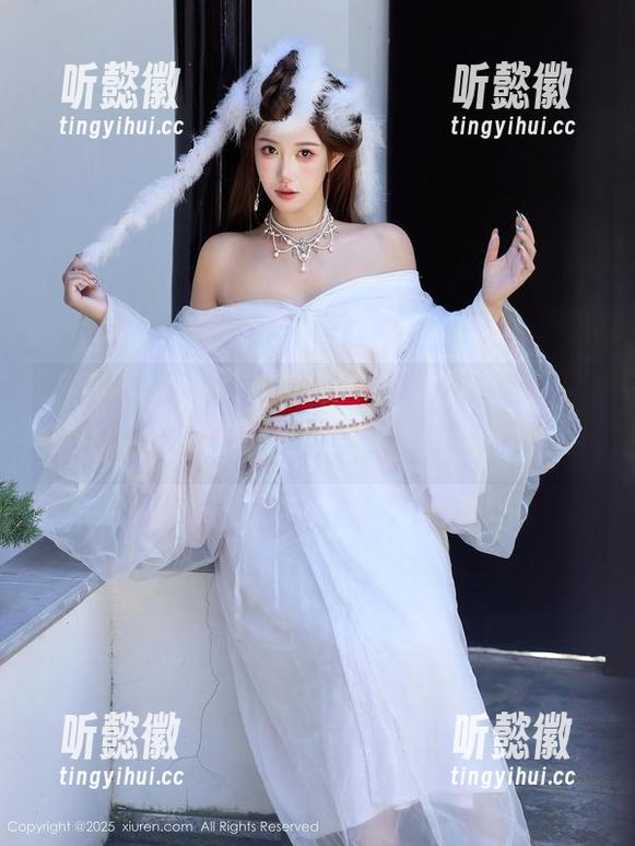 Xiuren秀人网-楚恬Olivia Xiuren秀人网 - 套图里的楚恬Olivia,圣诞老人也忍不住要投降了吧!