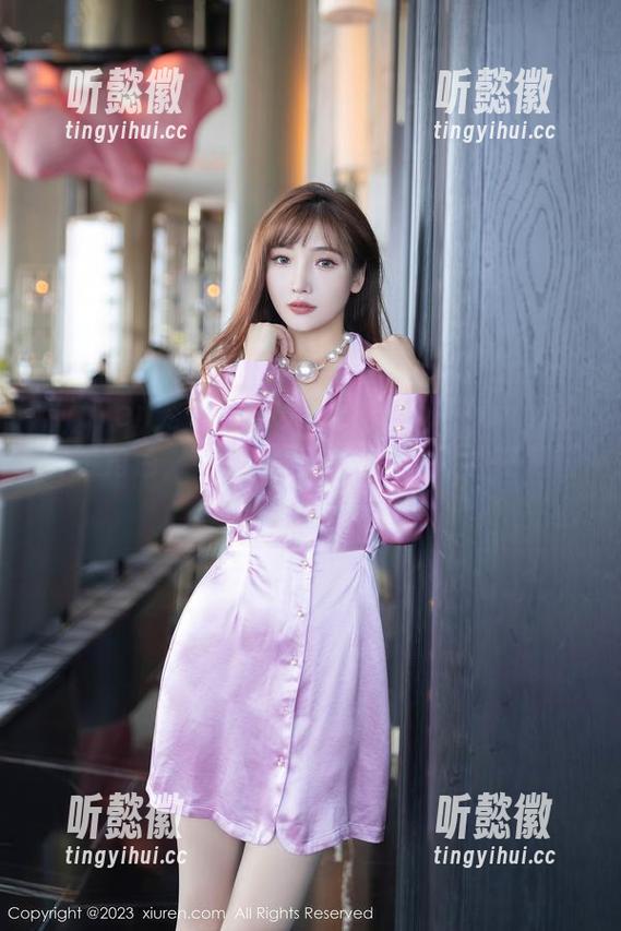 Xiuren秀人网 - 更新：王馨瑶Yanni的厨娘角色，她私下可能不会只停留在烹饪表面。