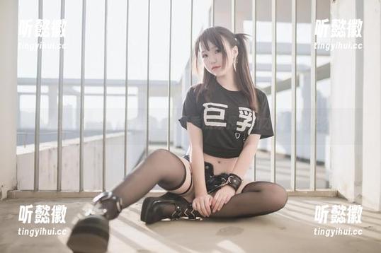 Yoko宅夏的甜心写真，夏季应该是甜的才对，对吧？