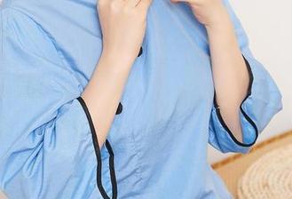 YouMi尤蜜荟 – 点击在线，原图画面，抖娘利世女王教你如何优雅吃花生！