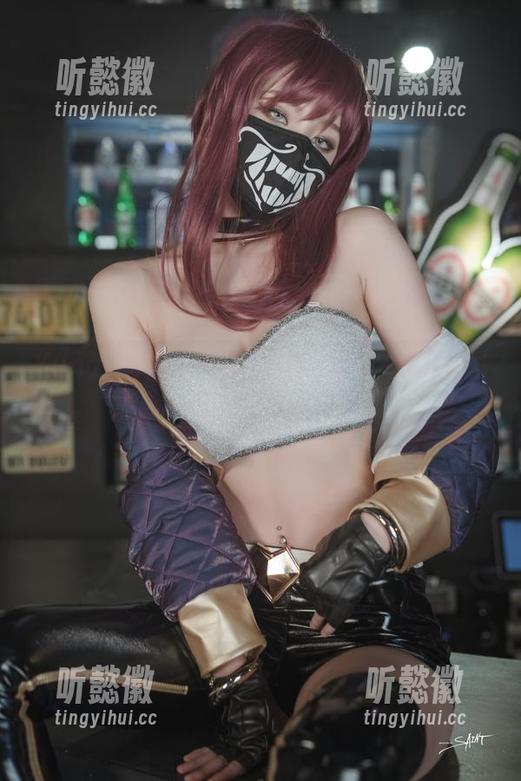 Yuna(윤아)的全套SAINTPhotolife图集，阳阳的魅力不容小觑！