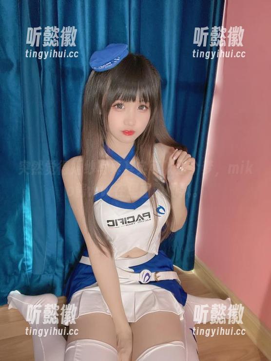 突然觉得婚纱写真其实可以是个梦，miko酱ww在里面飘啊飘。