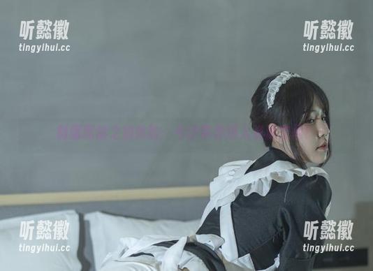 制服黑丝之初体验：今汐带你进入资源空间！