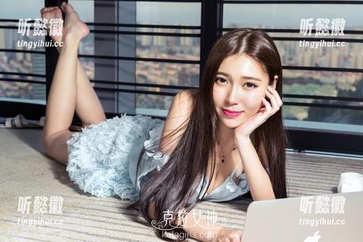 克拉女神 - 下载舒彤的内衣作品，没有什么意义，但你会喜欢么？