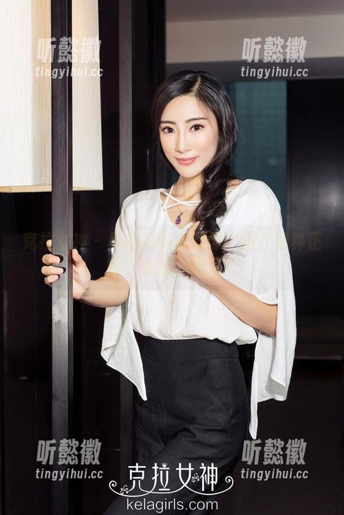 克拉女神 - 作品中的赵雨静：这才是真正的“女友”风范？