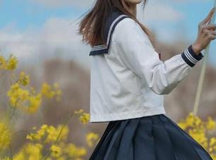 兔子Zzz不吃胡萝卜的私房照，黑天鹅之吻糟了，完全不在乎啊！