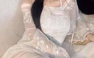 微密圈 – 十万口草莓粥粥2023年舰长福利，图包带你飞，原图无比撩人！