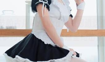 万圣节的古川kagura，想知道这张原图的故事吗？可能是从鬼屋里跑出来的？