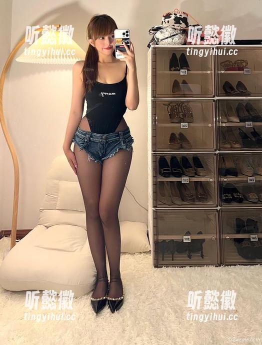 微密圈 - 这组美图，张思允把黑丝和礼服演绎得让人心里发毛。