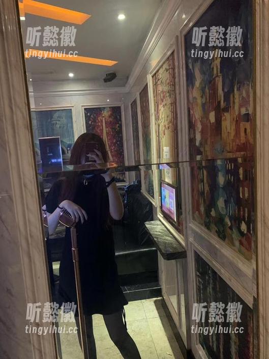 微密圈 - 提袜少女的图库，女王风范，让我为之沉醉