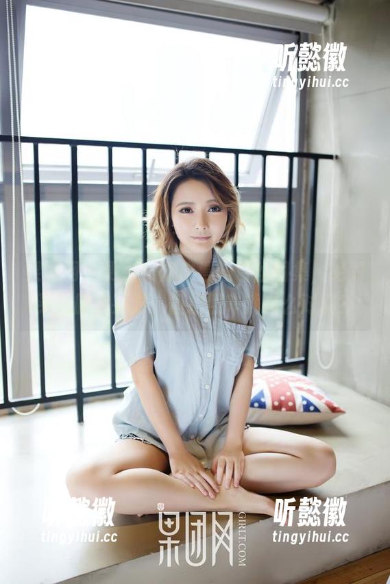果团网-陈雅漫 果团网 - 更新!陈雅漫的白丝图集,绝对买衣服没买对,但拍照咋就这么对呢?