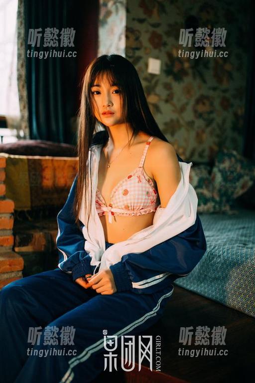 果团网性感女神写真集更新：警告，可能会导致过度欣赏！
