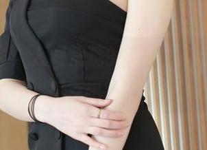 模范学院 – 人间荒糖的女孩，更新：甜蜜到发腻的写真