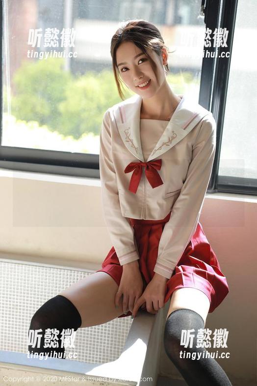 模范学院 - 糯美子Mini带来高清泳装套图，夏天的气息呼之欲出，一不小心就中毒了！