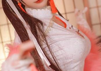 最新的樱落Selena同学，cos‘翔鹤’：这不是飞，谁说我不适合空中漫步？