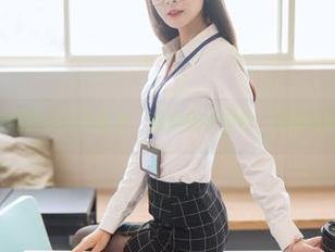 泥泥汝的圣诞B作品集，调皮但不露骨，邀请你来围观