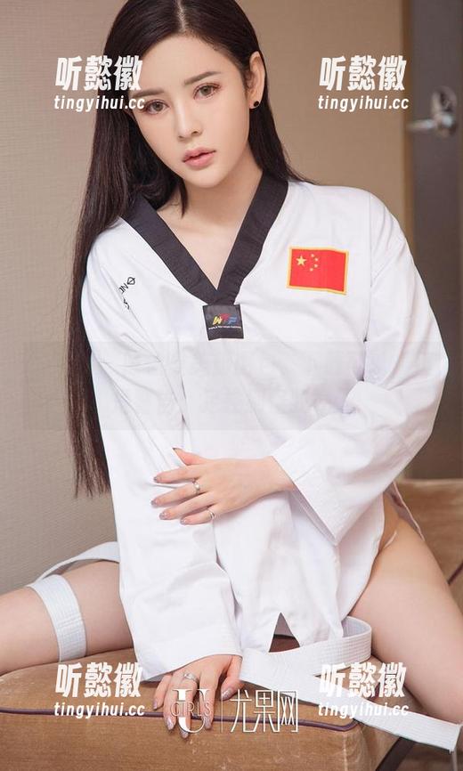 爱尤物 - 陈怡曼美脚图包，下载可以，但是警告：足控别怪我……