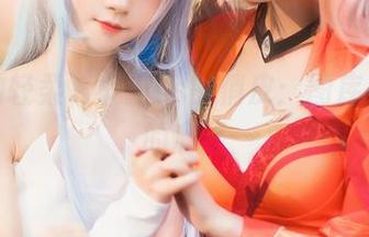 蕾丝的轻柔，疯猫ss的俏皮：图库里隐藏的私语