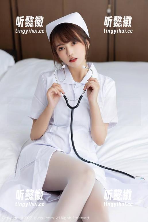 秀人网 - 高清泳衣大公开！Lovely璐璐来“倾情”分享她的水上时光。