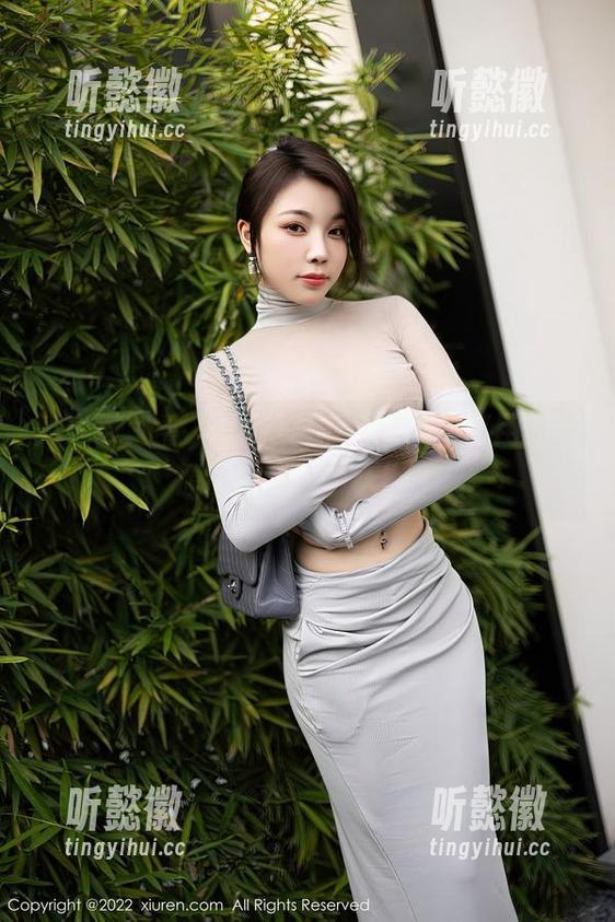 秀人网 - 看，小茉莉jasmine如何用私拍原图定义“夏天”？