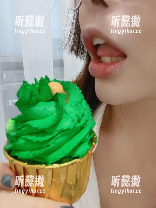 兔女郎？更多像是兔兔翻车现场，秋和柯基的高清套图来解密；