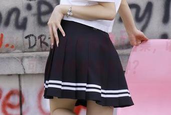 绮梦摄影 – 免费的姜姜御姐图集，谁说只可在梦中拥有女神？