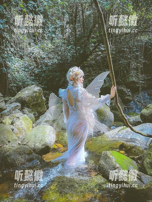 “自闭颜球球”和她的“妹妹”图包：为什么这么可爱？我也想要一个！