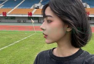 这种礼服，舞小喵的原图才能搭得上拍照