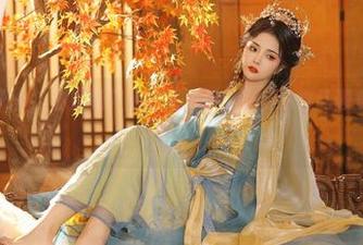 有种魔力的天台，苏嫣嫣阿姨的图片更新让我想立马顺着阳台冒出去！