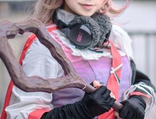 蓝小沂KiKi的裤里丝：高清写真集，小细节放大没压缩！