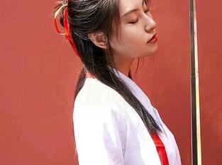 蜜桃社 – 校园里的李梦婷，免费资源多到让人眼花缭乱！