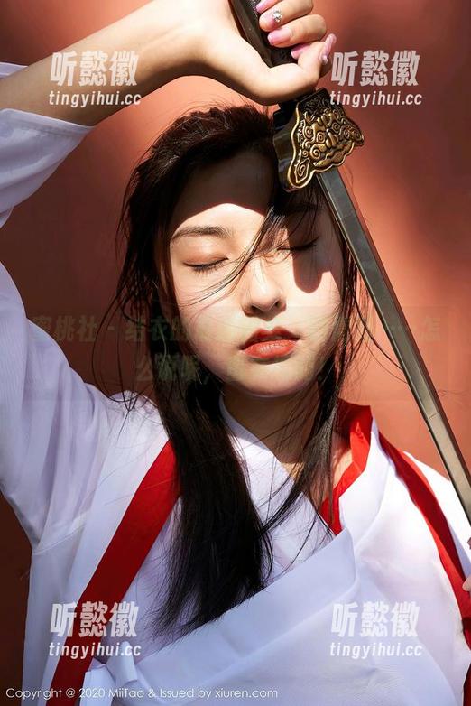 蜜桃社 - 结衣的最新图集，剧情嗯……怎么说呢，蛮有趣的！