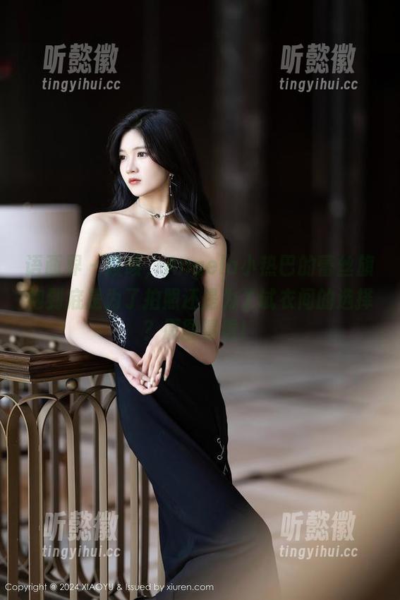 语画界 - 咳咳，Angela小热巴的蕾丝旗袍到底是为了拍照还是为了试衣间的选择？原图请看！