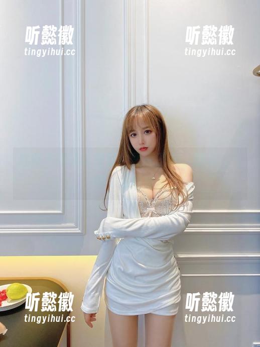 过期米线线喵在线：黑网图集，摄影与‘网’友的合拍