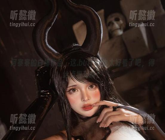 阿寨寨的白裙作品，这.buffer也太好看了吧，得给点福利嘛！