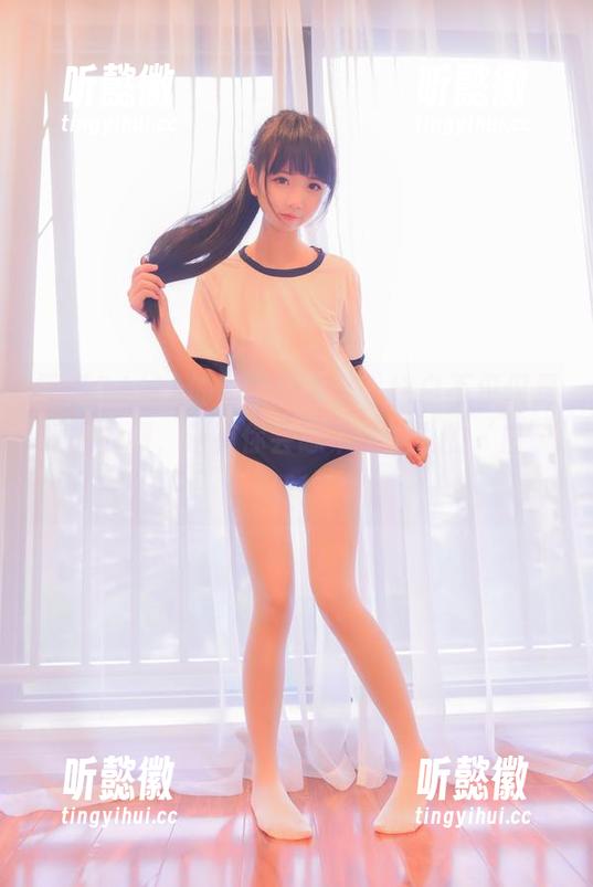 雪琪SAMA的高清作品集，纯白不仅仅是她的衣服，还有你会忍不住想说的‘白’话！